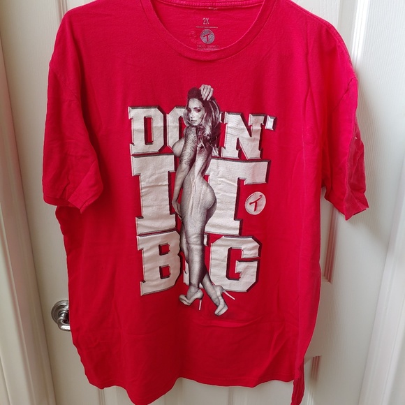 TITS Two in the Shirt Wifey T.I.T.S  Classic - Picture 1 of 2